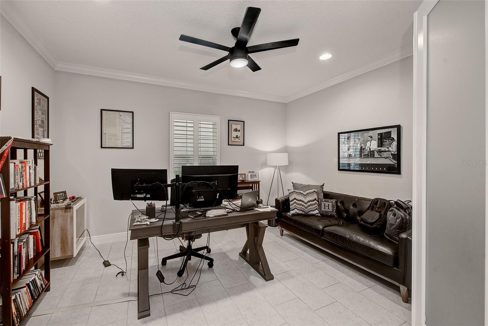 6916 NEOPOLITAN CT — photo 25