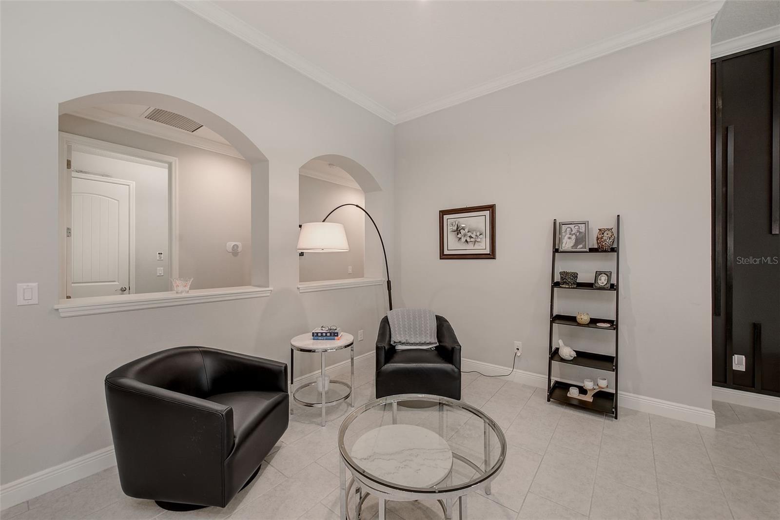 6916 NEOPOLITAN CT — photo 8