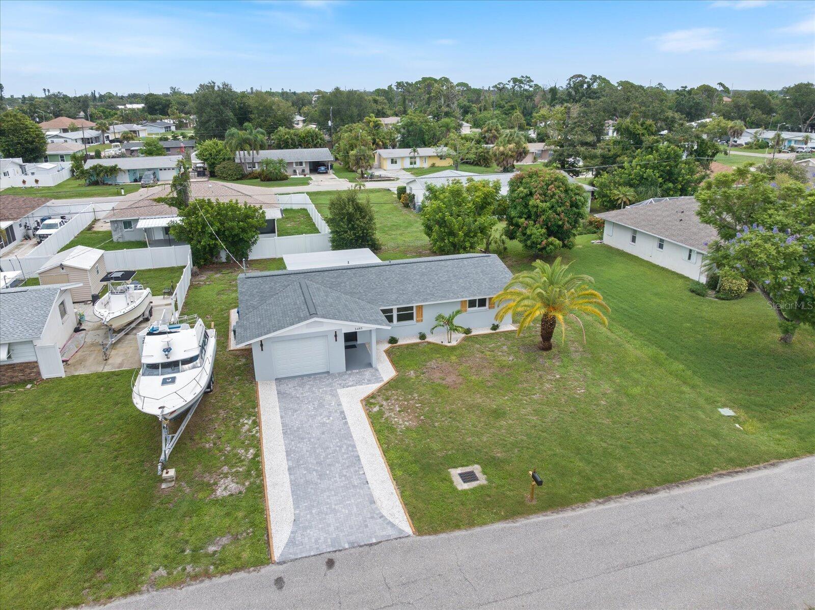 3485 ROSLYN RD — photo 32
