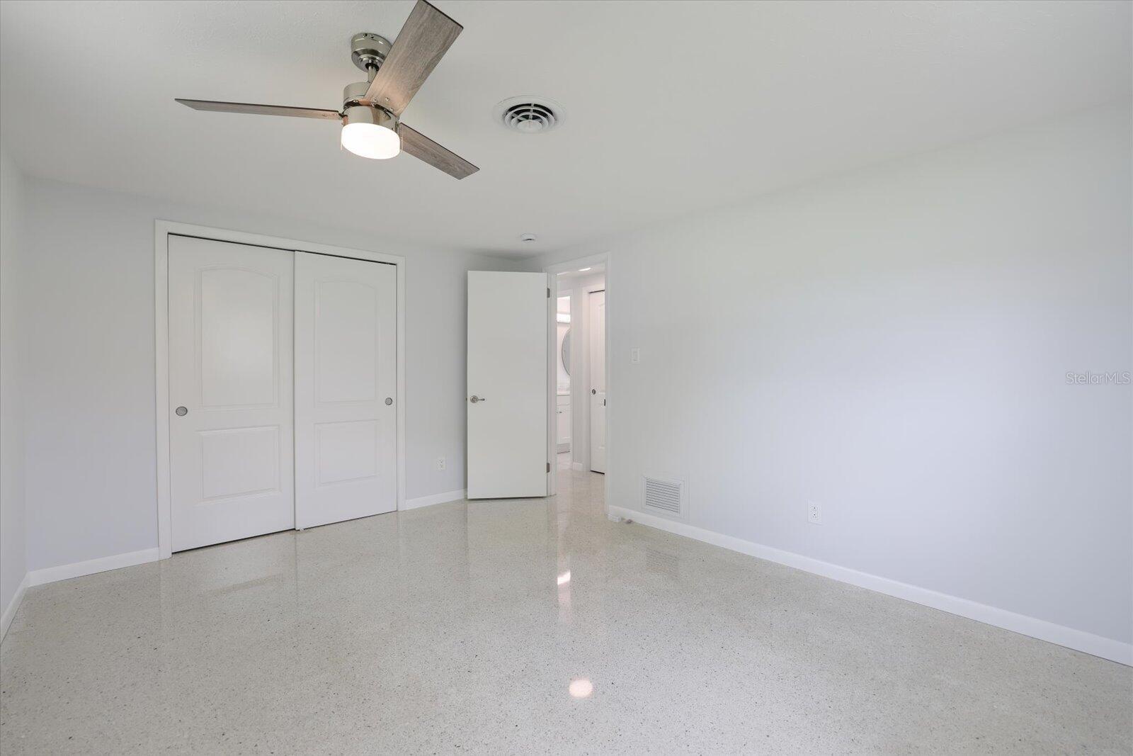 3485 ROSLYN RD — photo 15