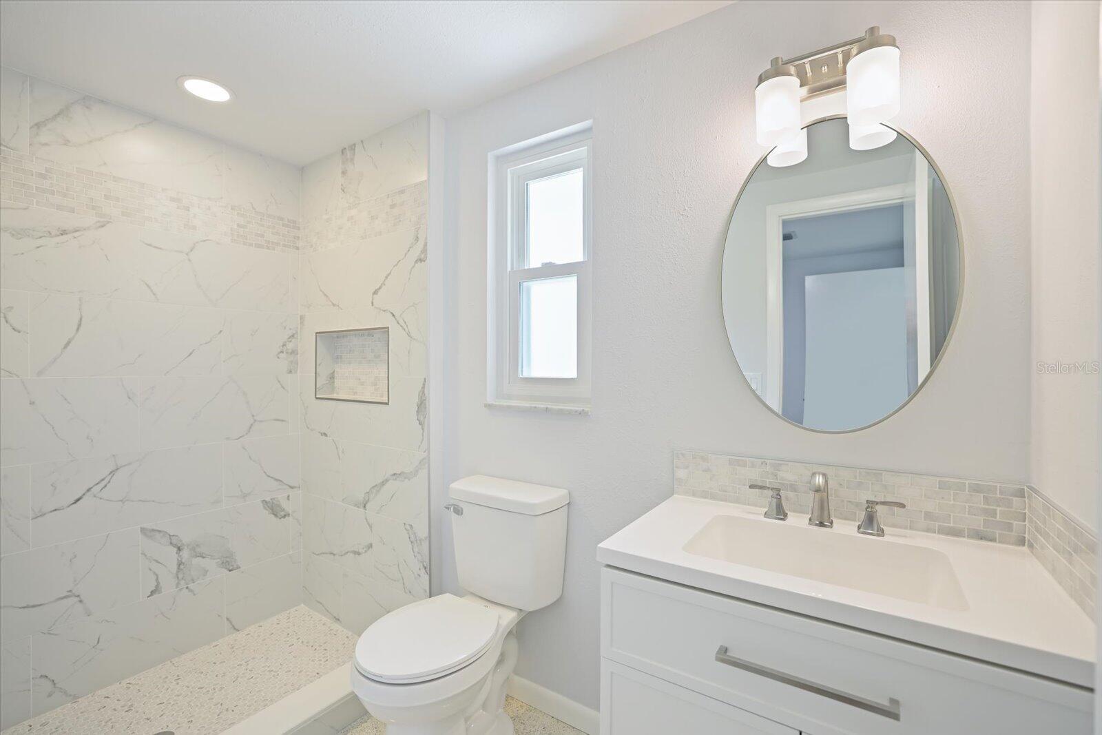 3485 ROSLYN RD — photo 11