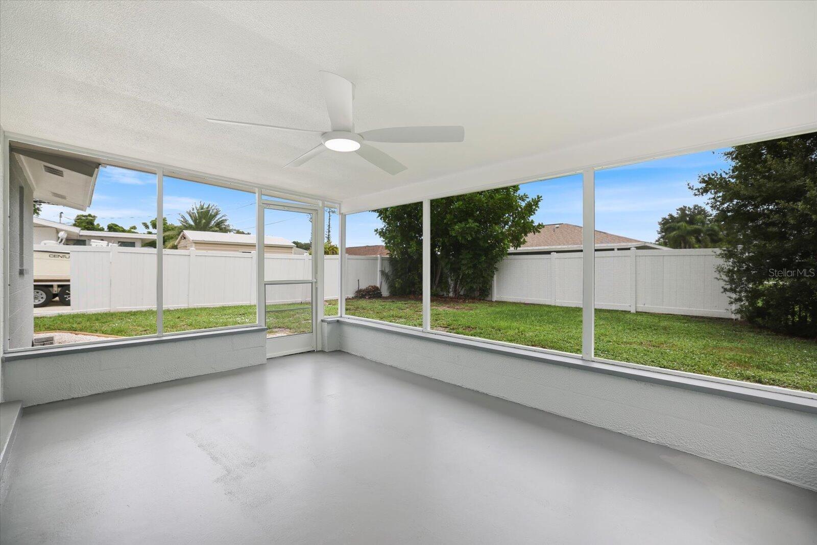 3485 ROSLYN RD — photo 21