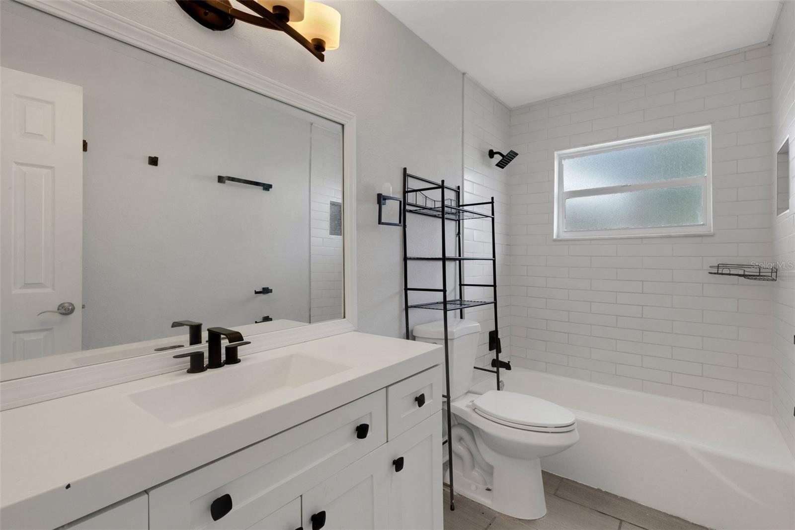 2522 STRATFORD DR — photo 30