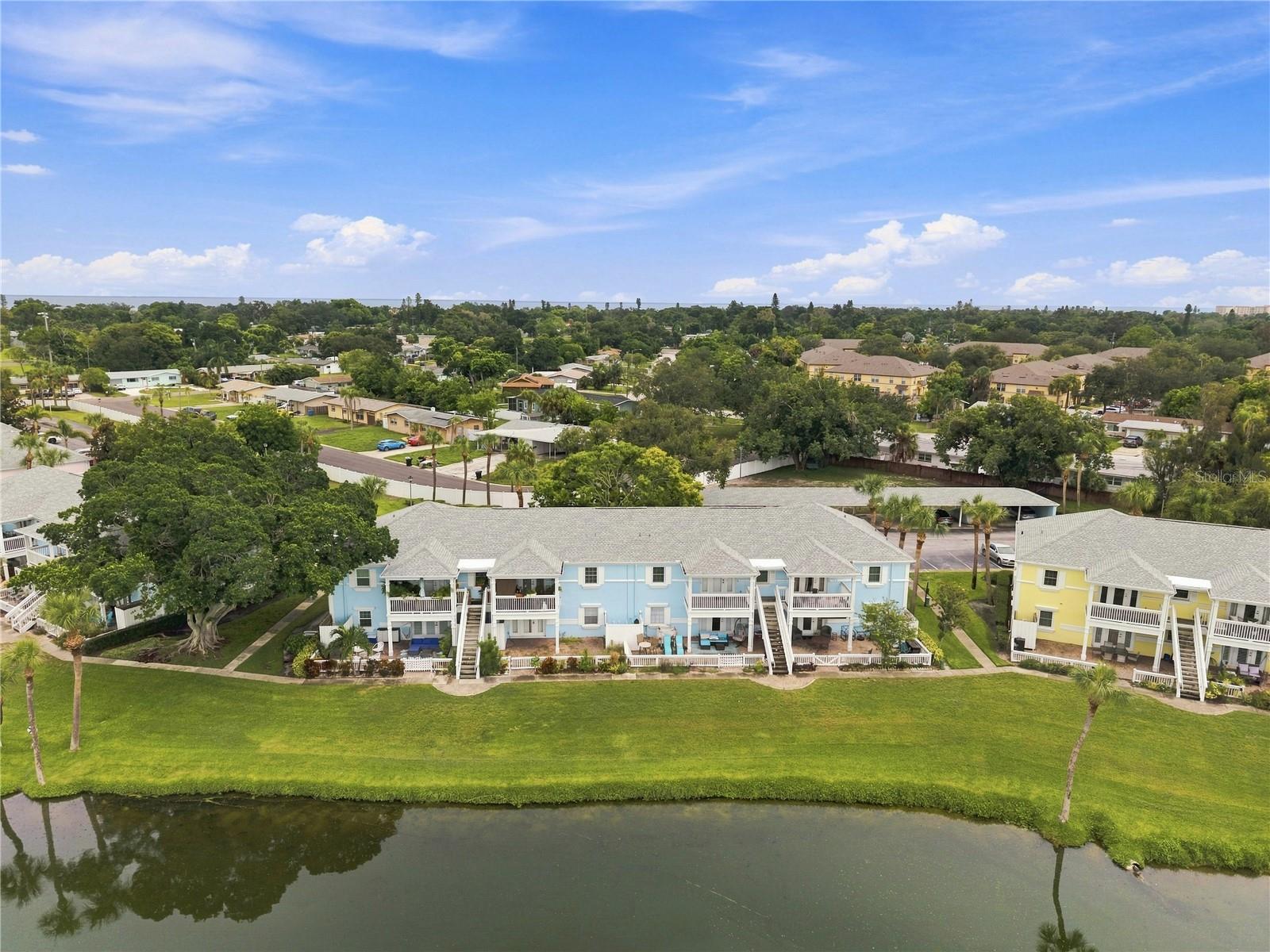151 SEAHORSE DR SE #B — photo 41