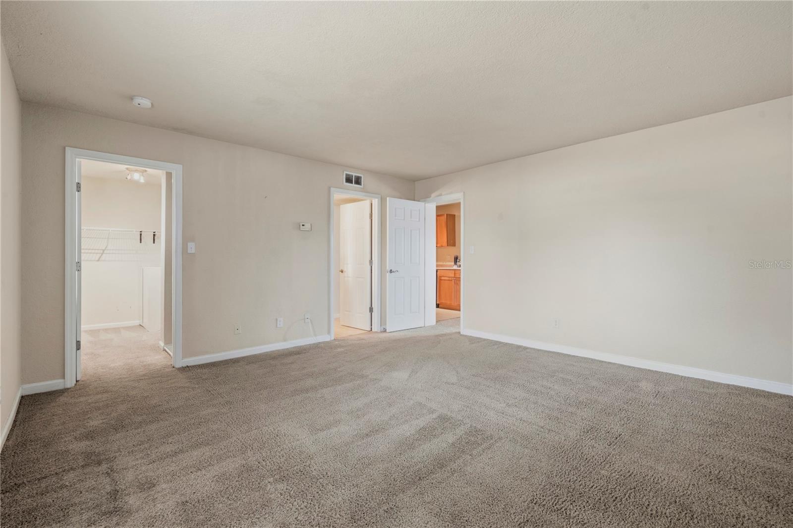 151 SEAHORSE DR SE #B — photo 18