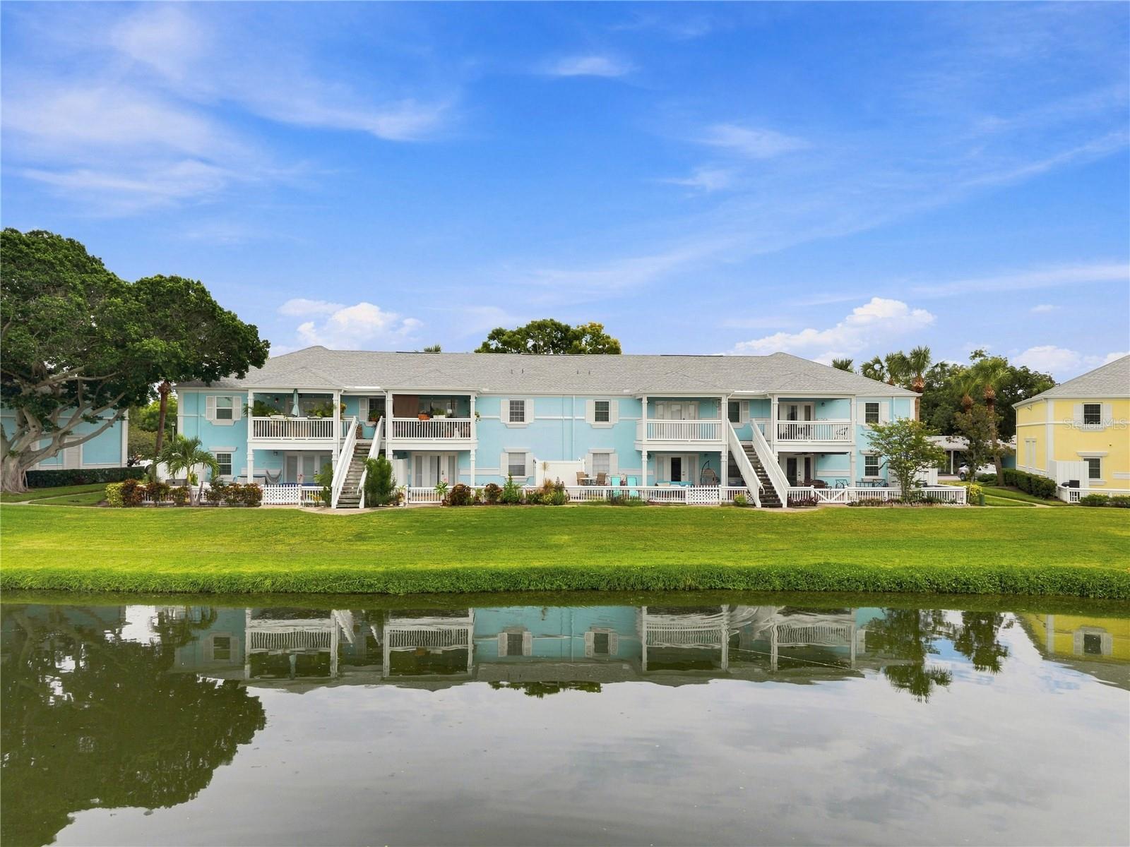151 SEAHORSE DR SE #B — photo 31