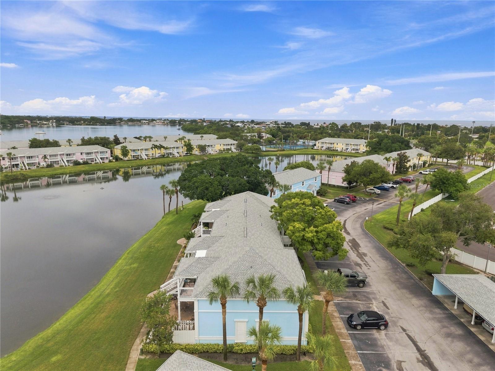 151 SEAHORSE DR SE #B — photo 36
