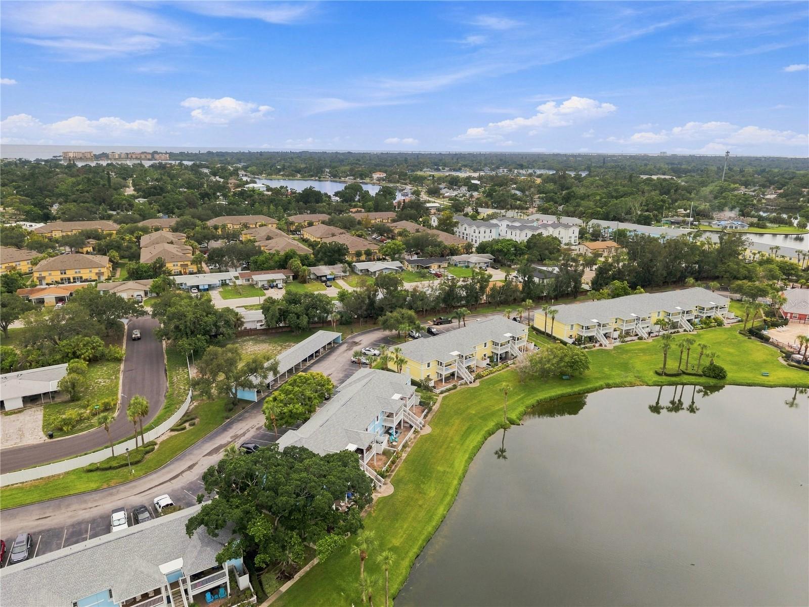 151 SEAHORSE DR SE #B — photo 38