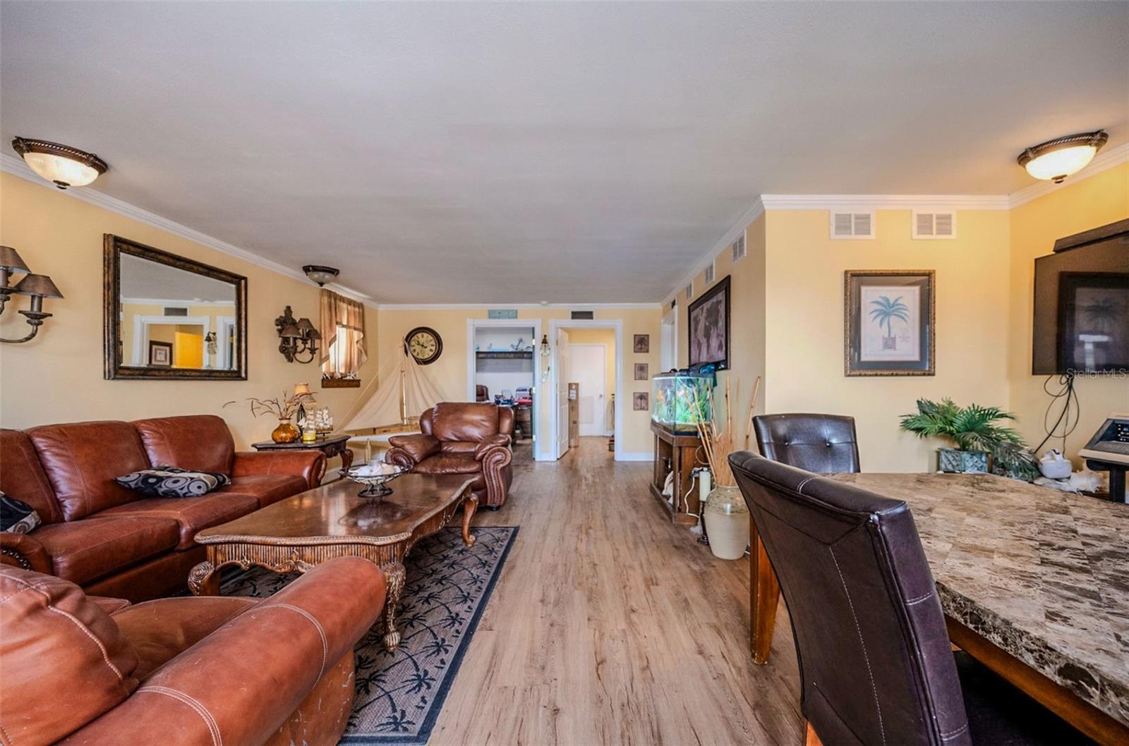 6817 BAYSHORE RD — photo 30