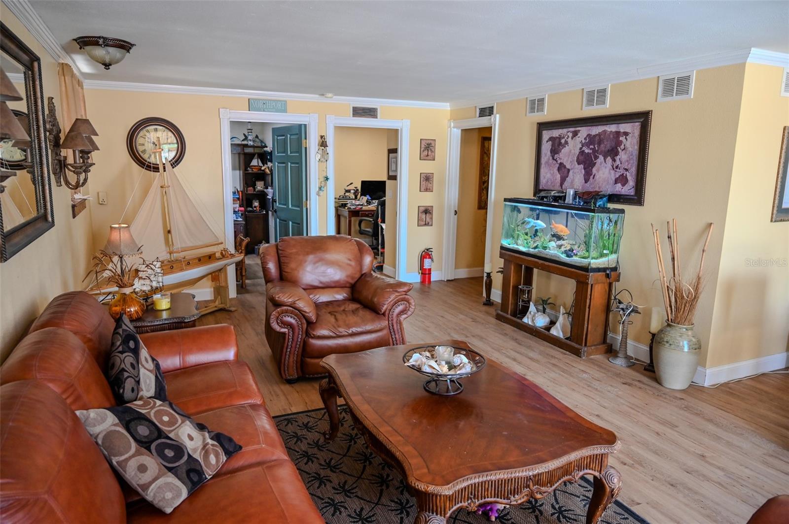 6817 BAYSHORE RD — photo 31