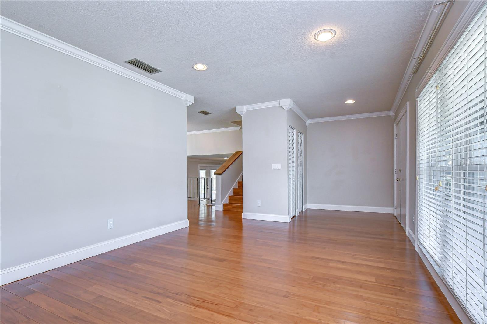 4723 SOUTHBREEZE DR — photo 6