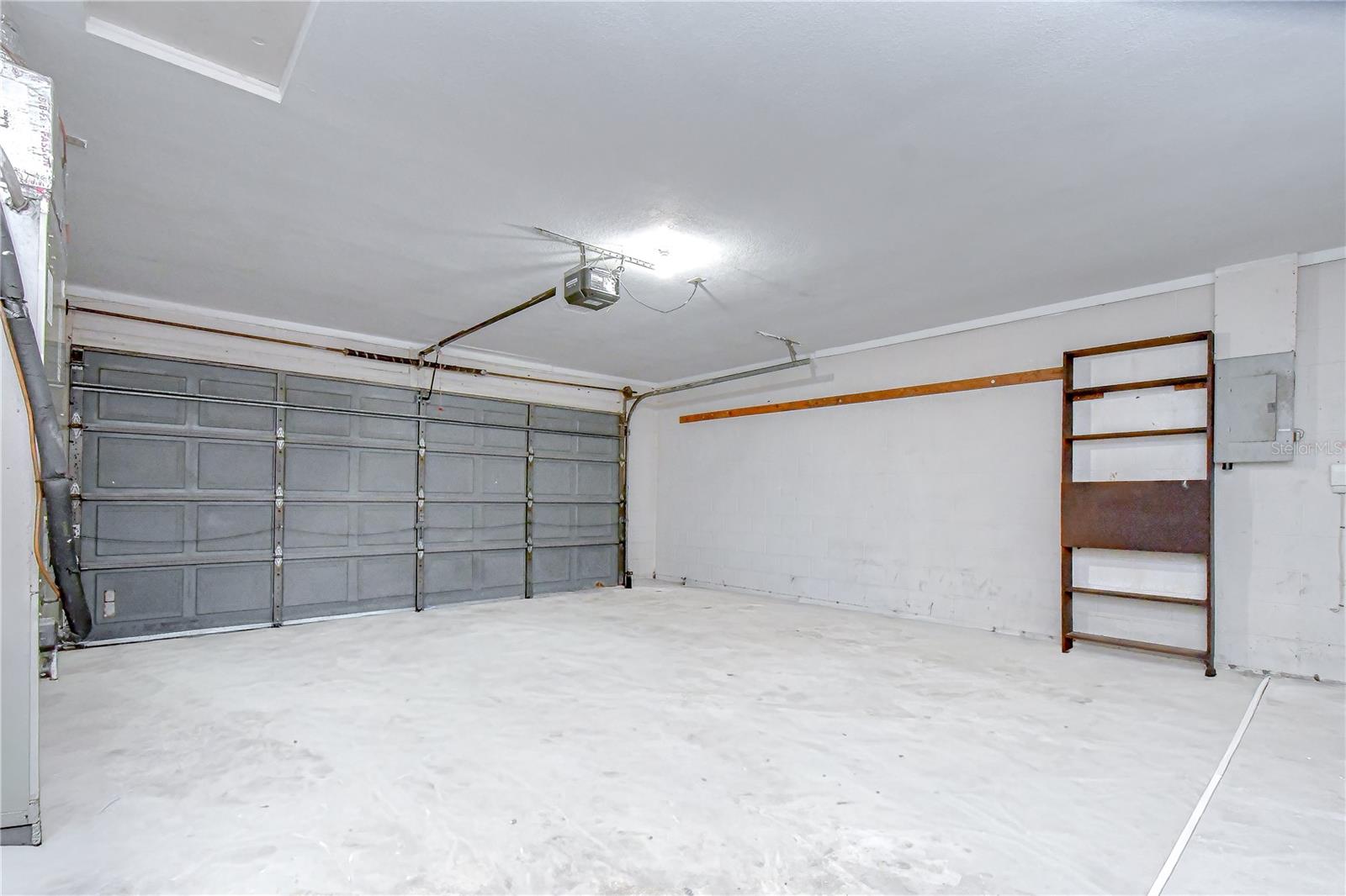 4723 SOUTHBREEZE DR — photo 32