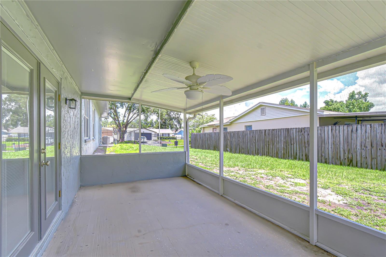 4723 SOUTHBREEZE DR — photo 30