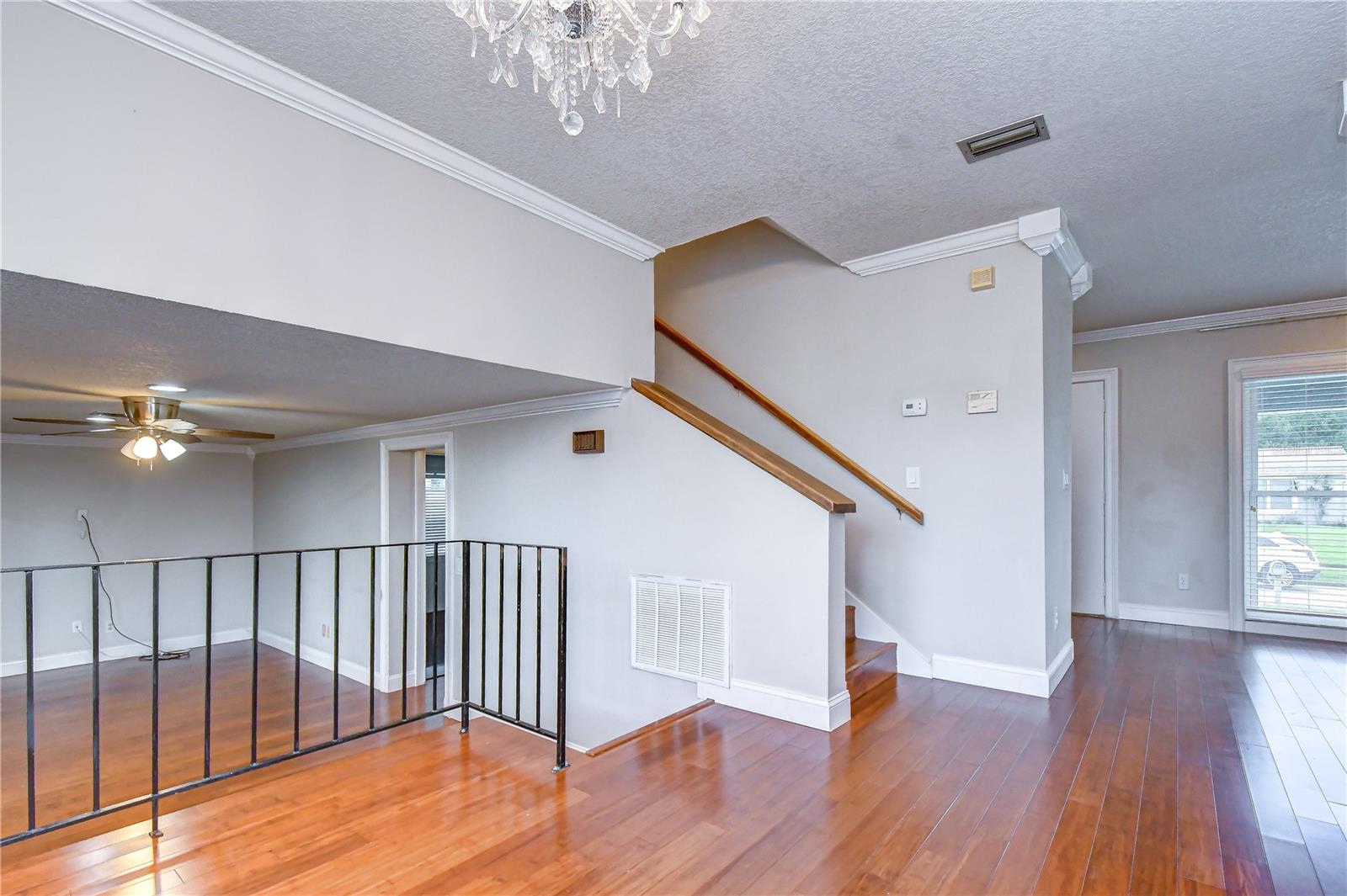 4723 SOUTHBREEZE DR — photo 8
