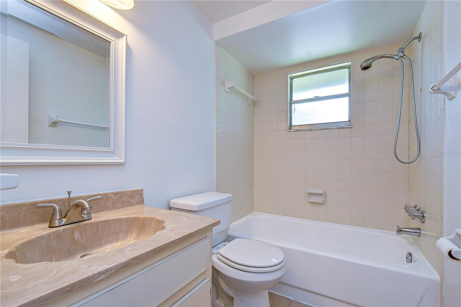 4723 SOUTHBREEZE DR — photo 26