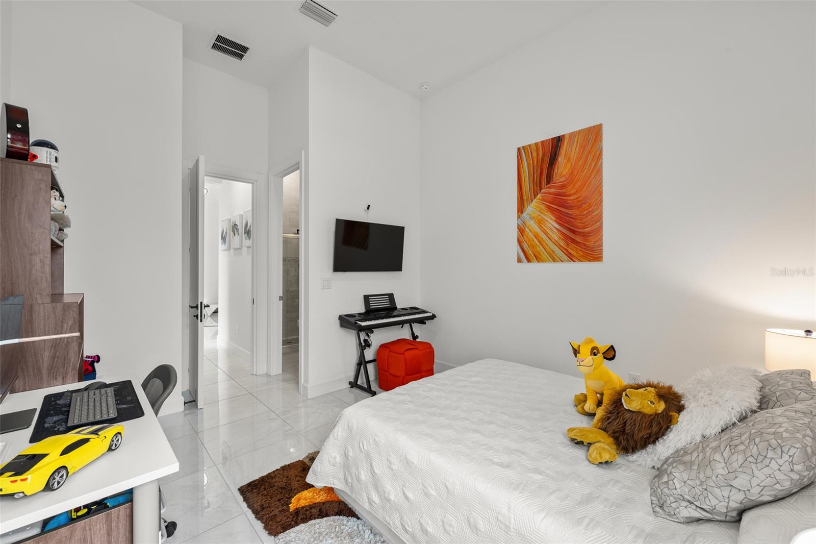 34135 TOMPION WAY — photo 69