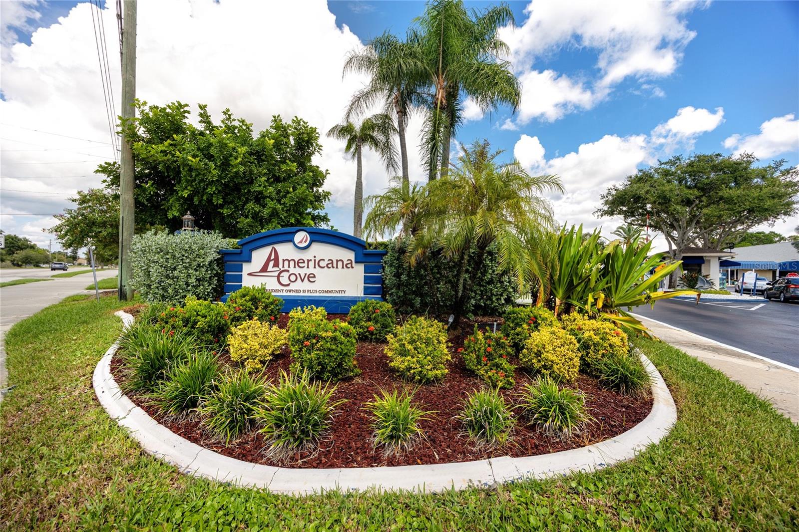 6821 AMERICANA DR NE #106 — photo 32