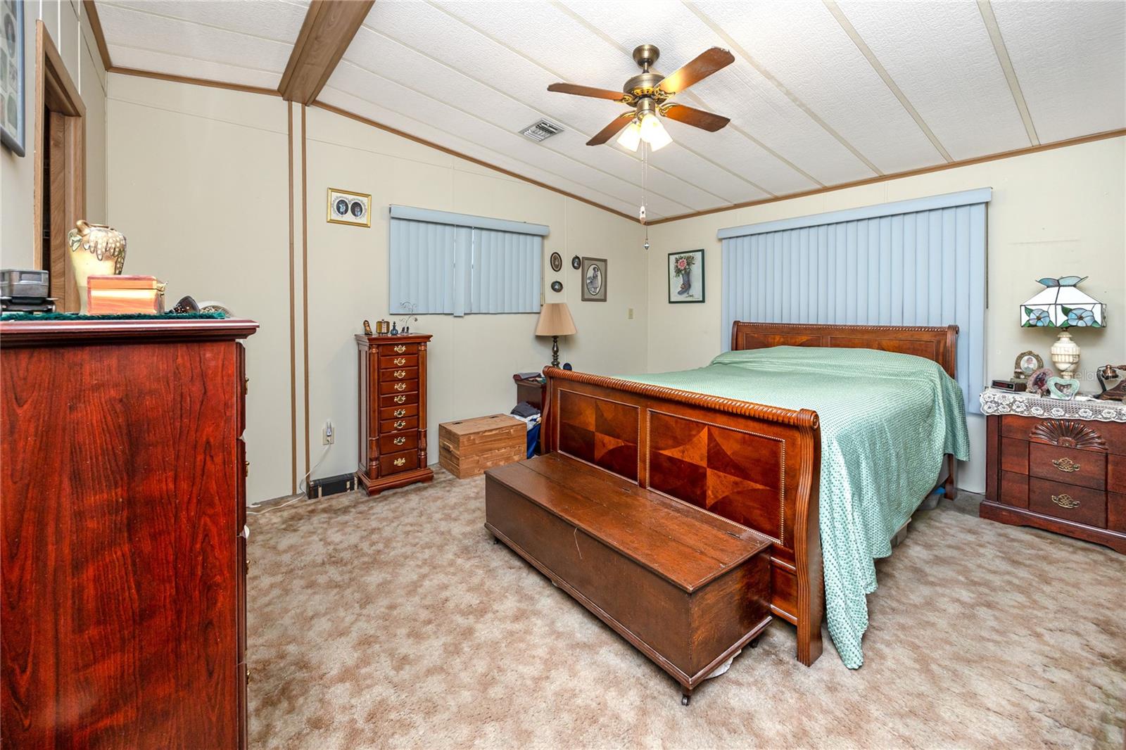 6821 AMERICANA DR NE #106 — photo 27