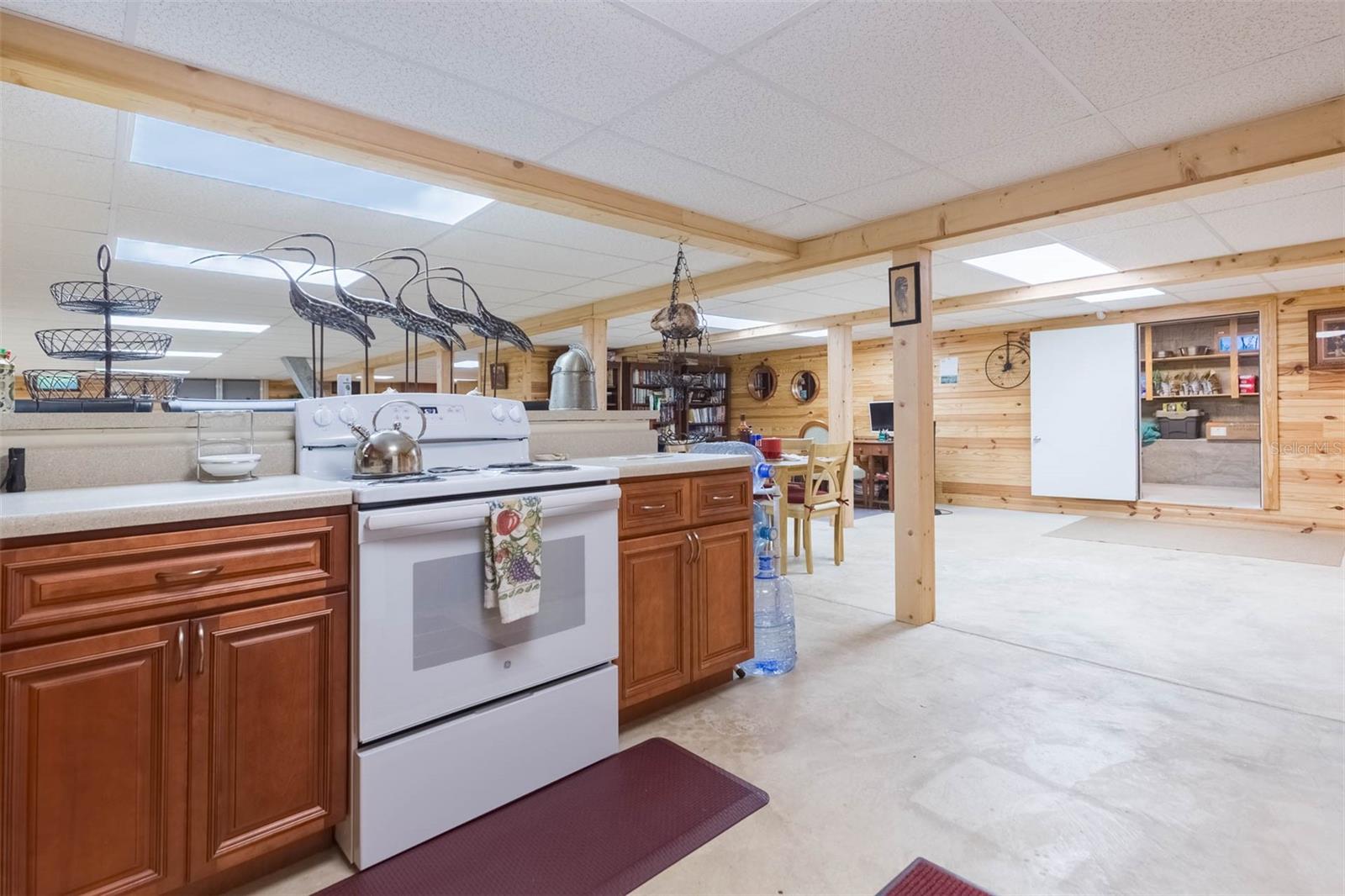 34211 BLANTON RD — photo 47
