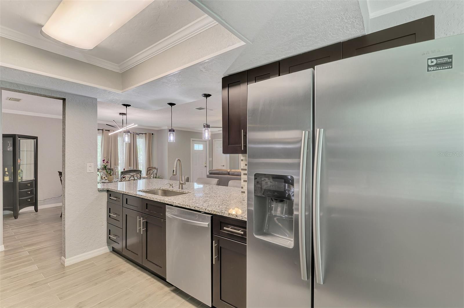 4240 SHAMROCK DR — photo 25