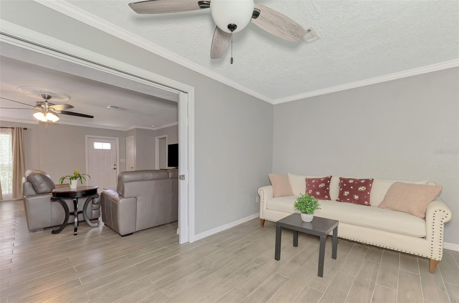 4240 SHAMROCK DR — photo 28