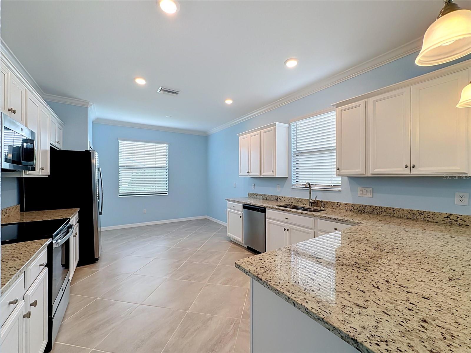 10185 COLUBRINA DR — photo 12