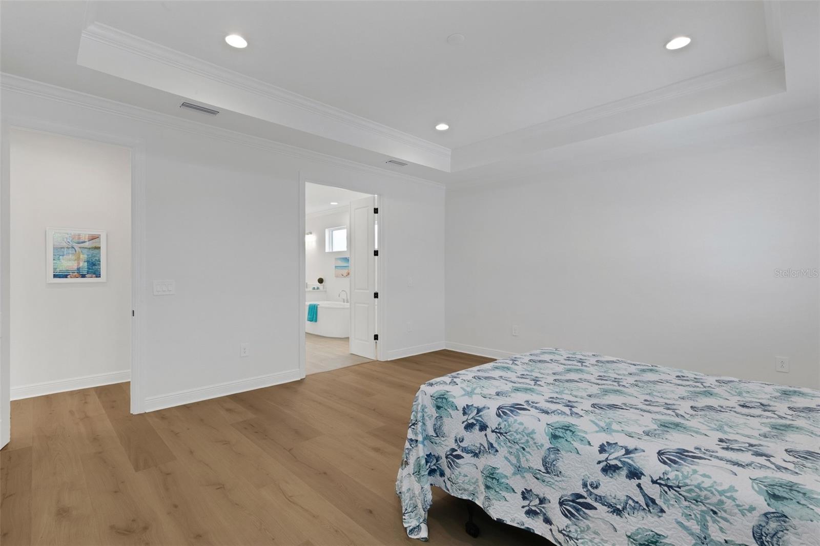 1669 LUGANO CIR — photo 35