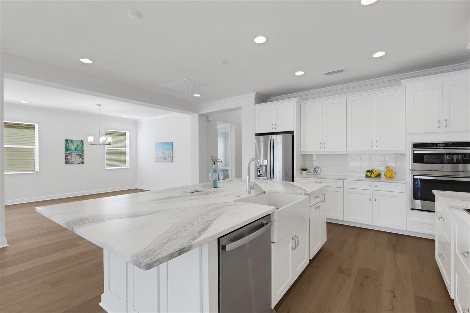 1669 LUGANO CIR — photo 18