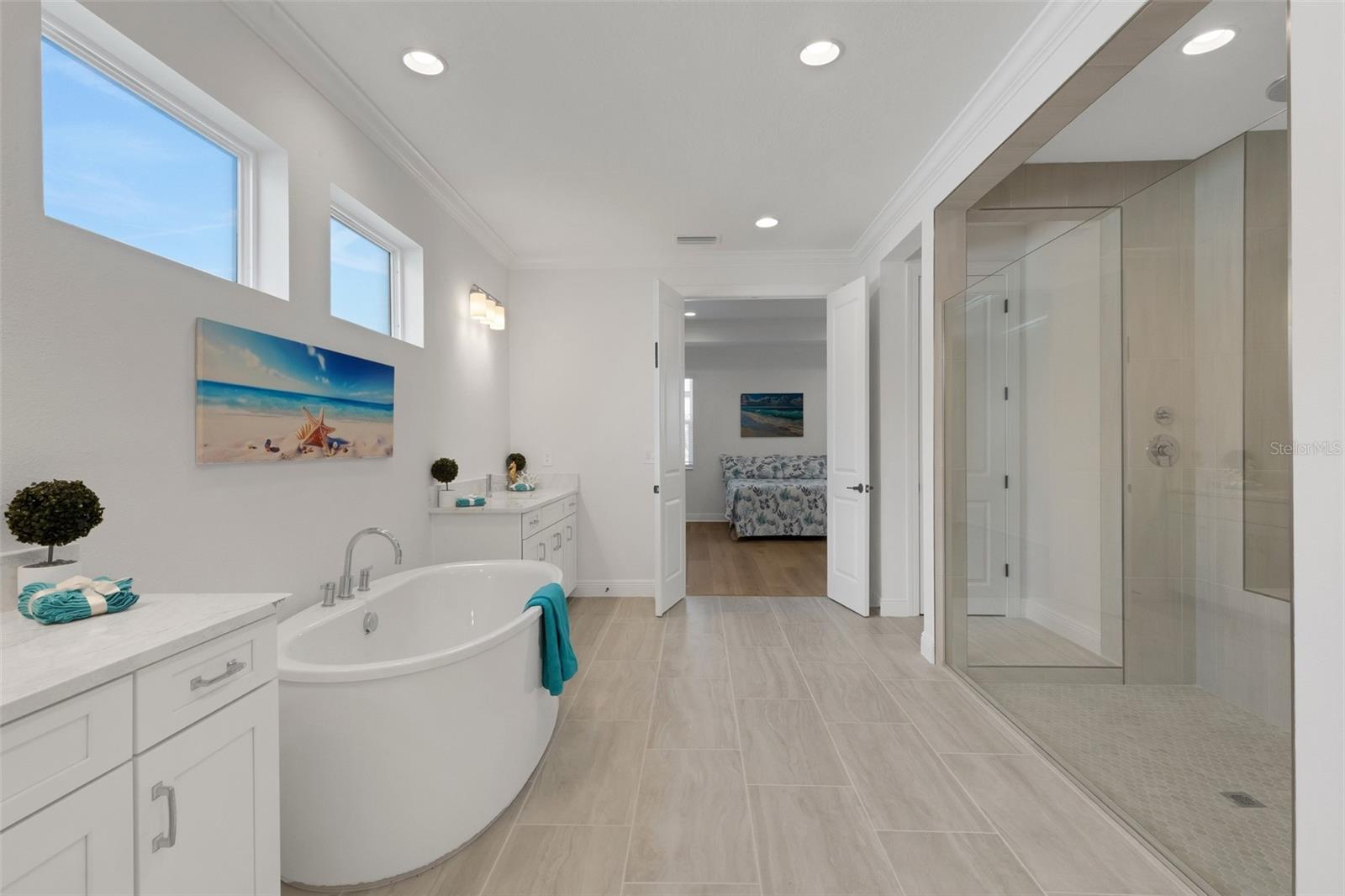 1669 LUGANO CIR — photo 40