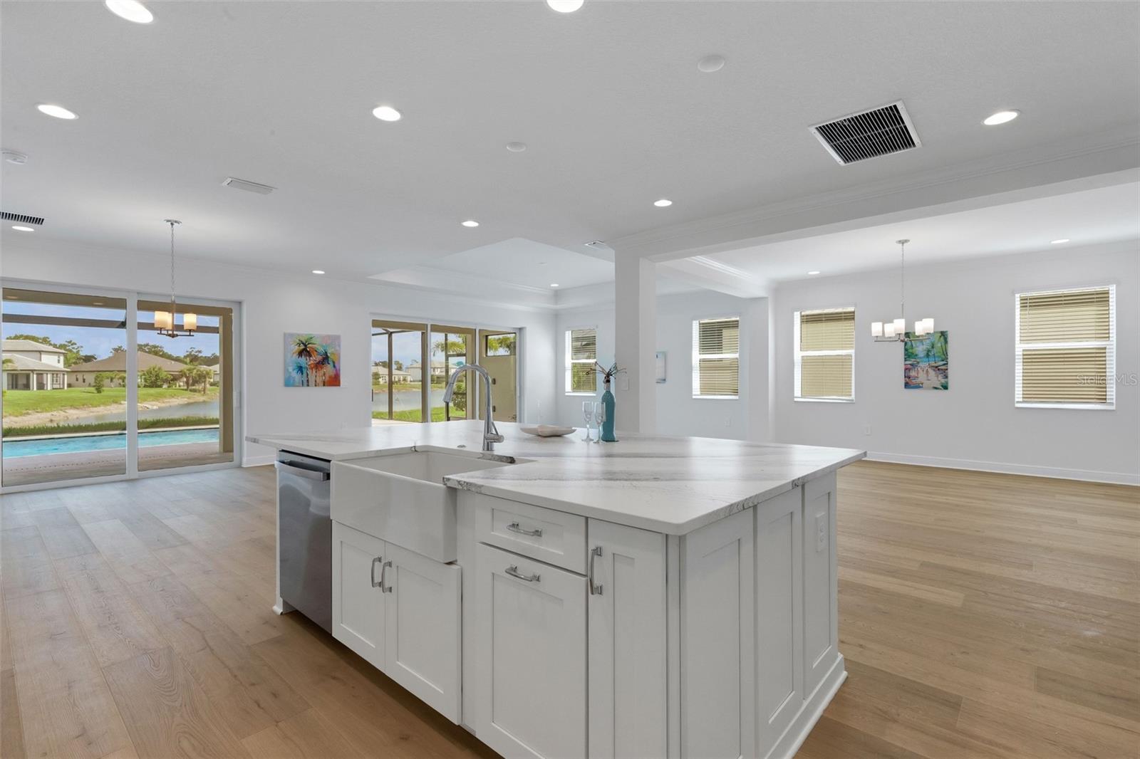 1669 LUGANO CIR — photo 24