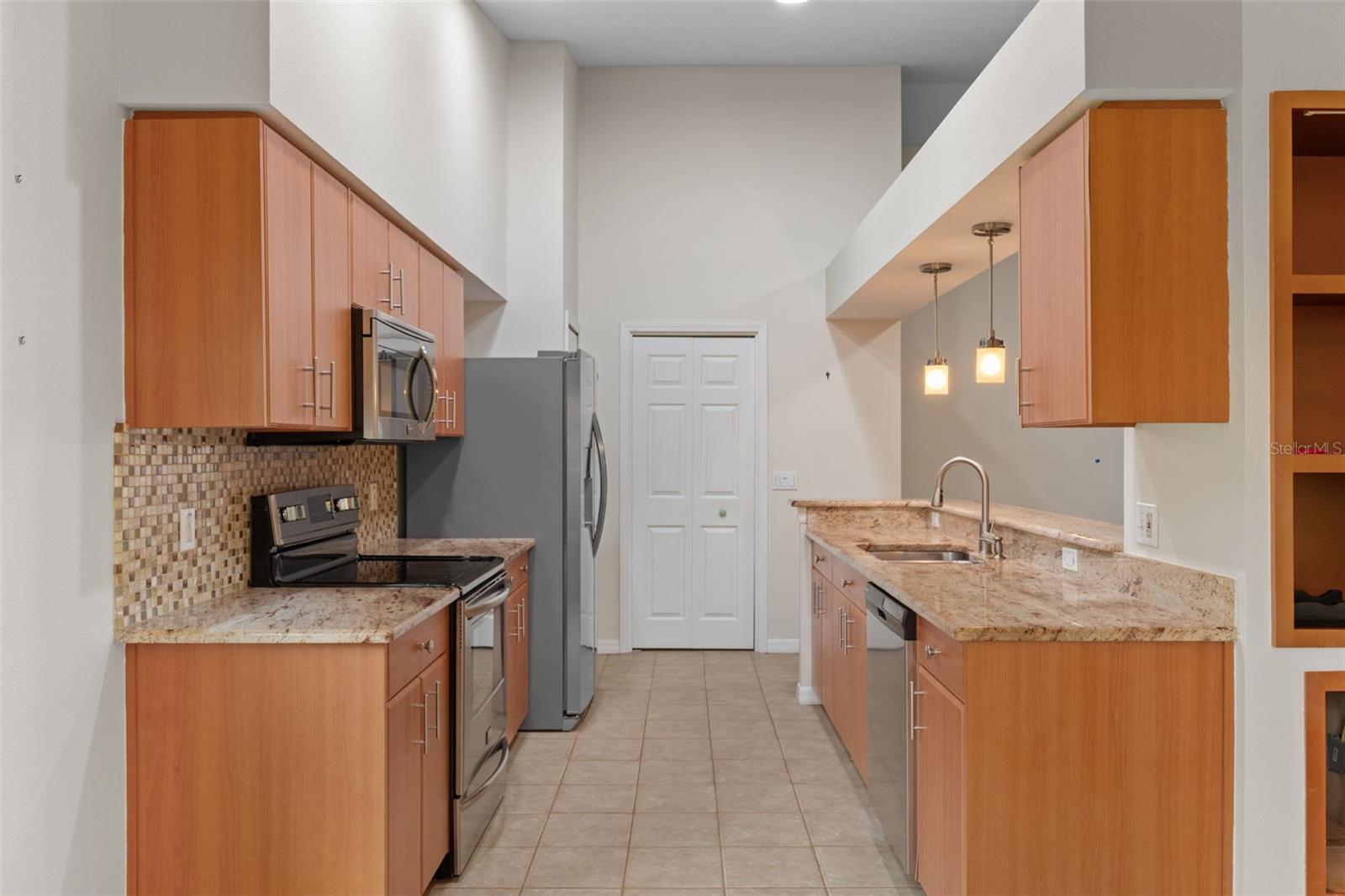18055 TARRINGTON PL — photo 17