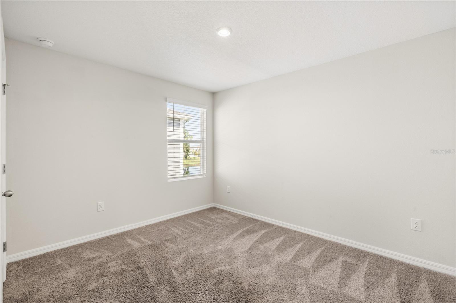 14886 SUMMER BRANCH DR — photo 32