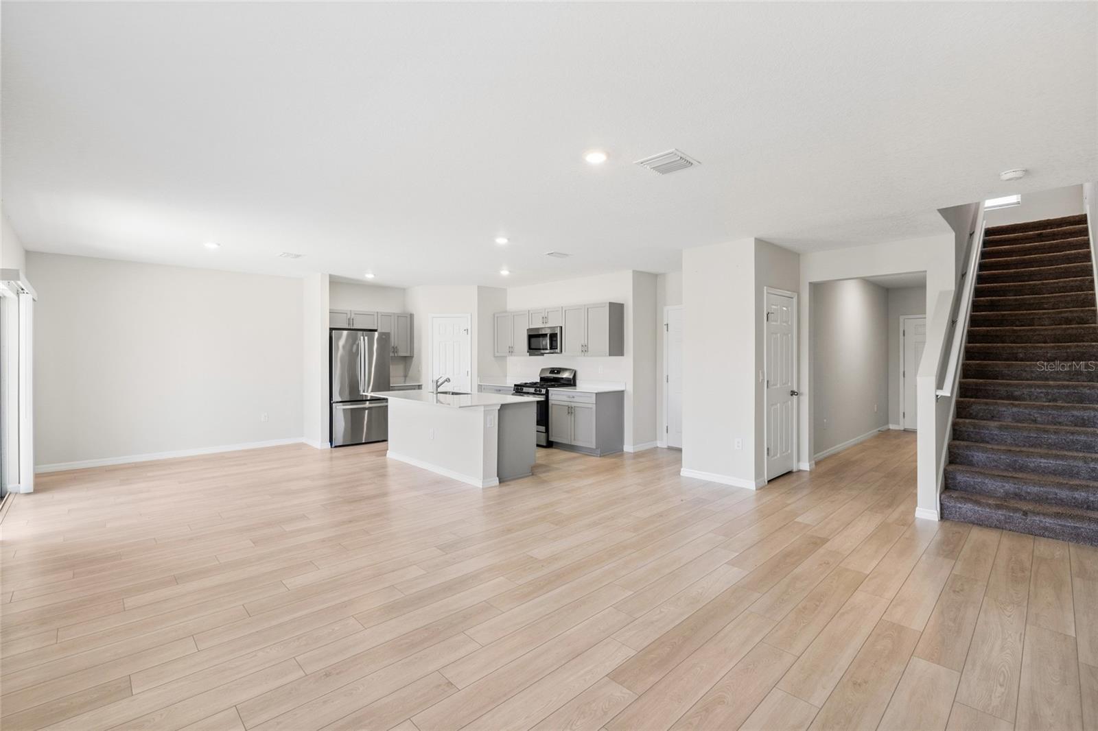14886 SUMMER BRANCH DR — photo 13