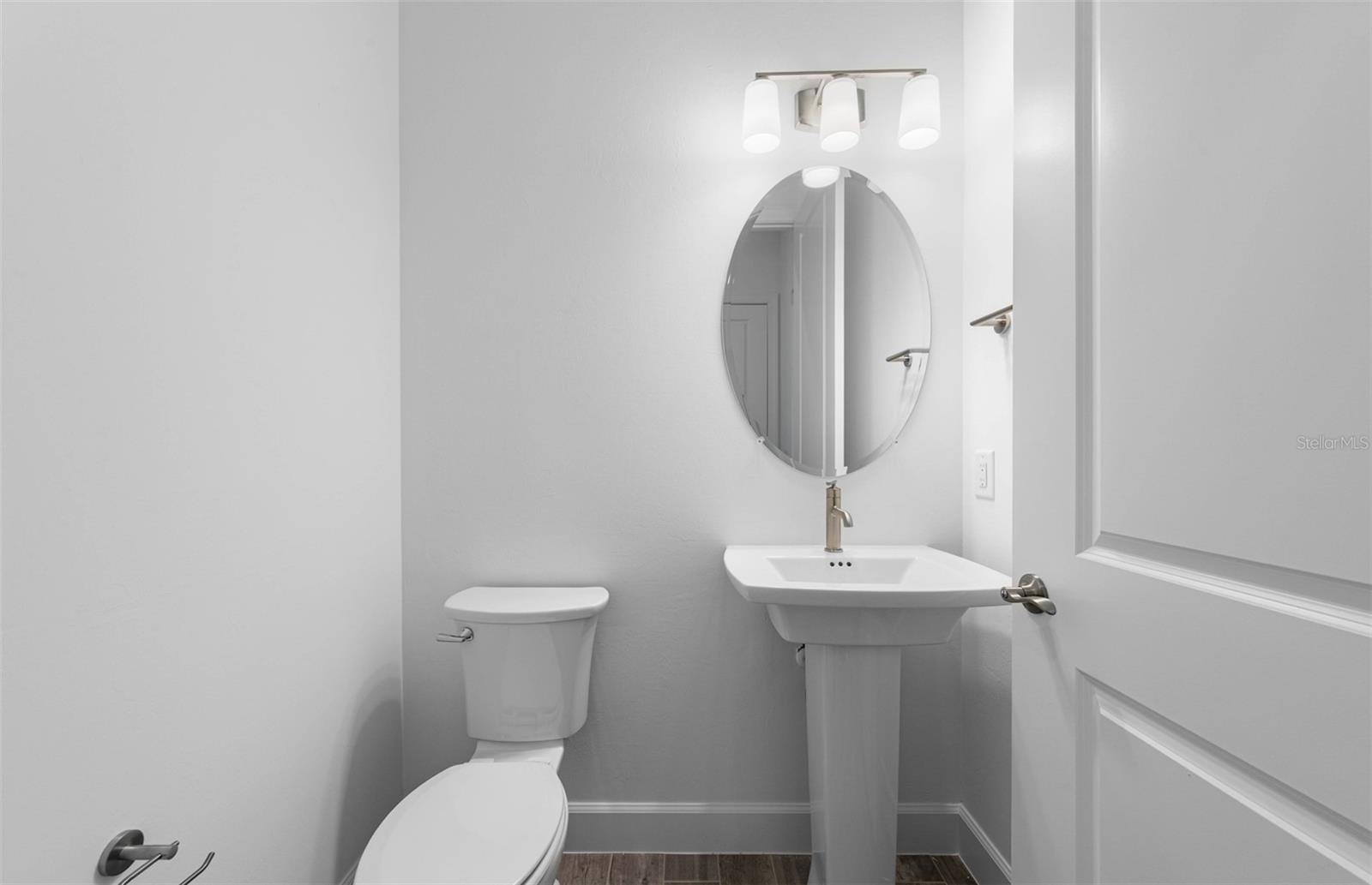 5006 GOLDEN SHORE CT — photo 23