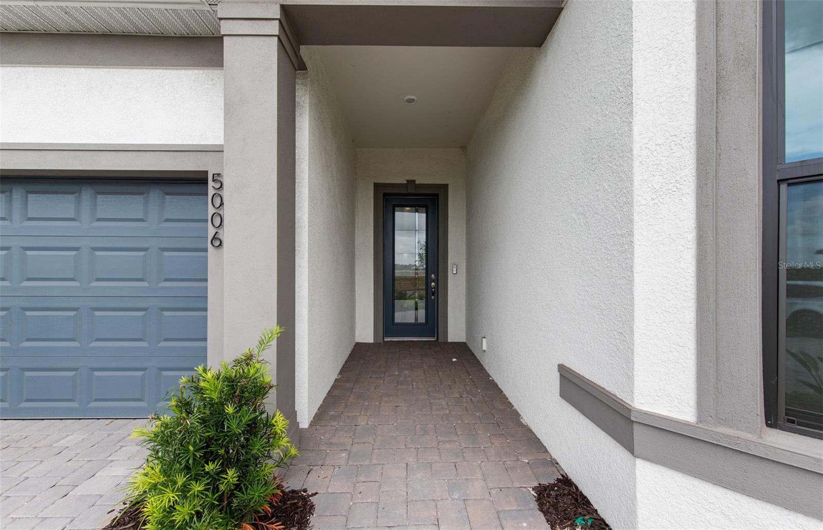 5006 GOLDEN SHORE CT — photo 3