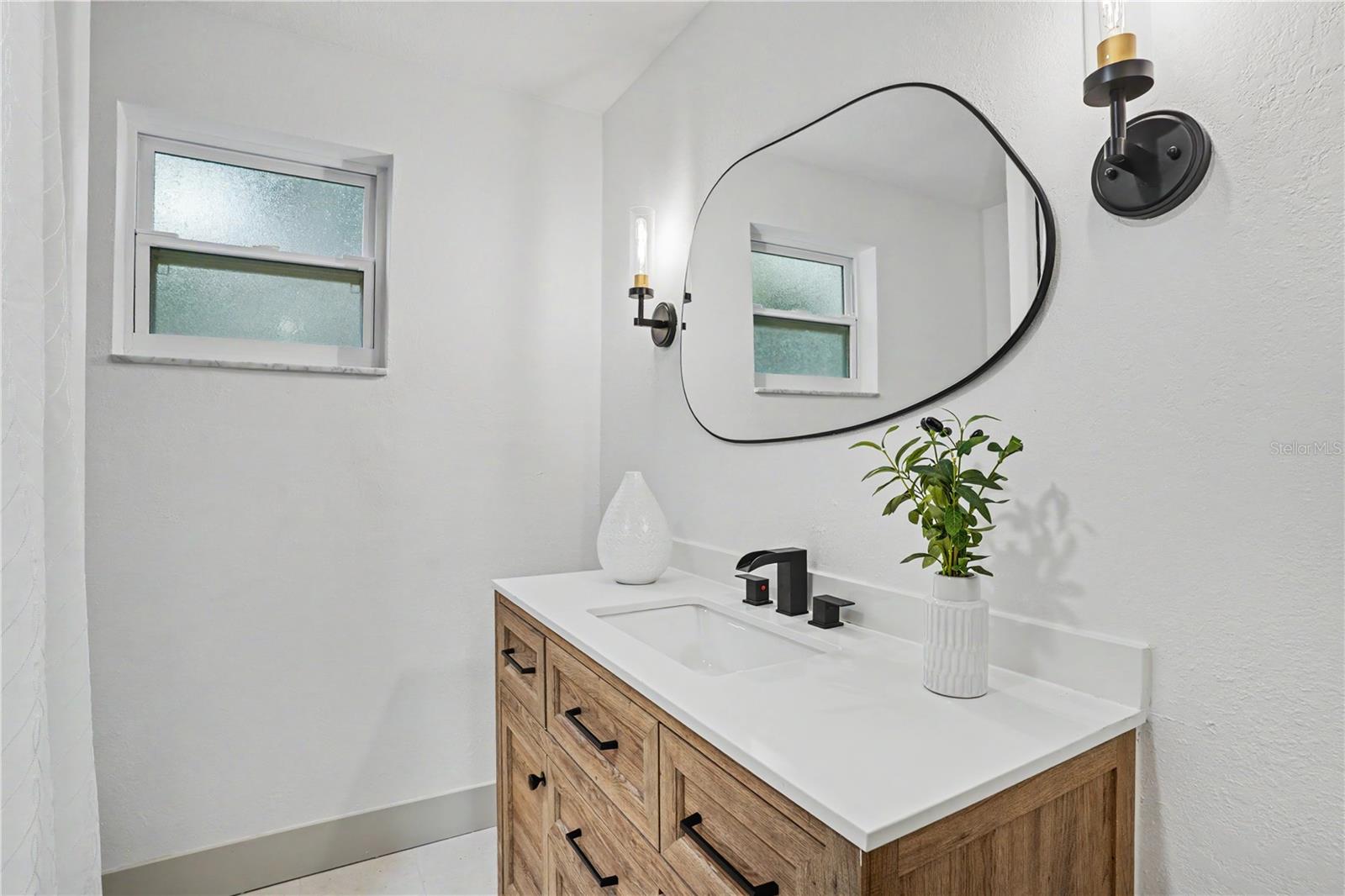 11928 TEMPLE CT — photo 28
