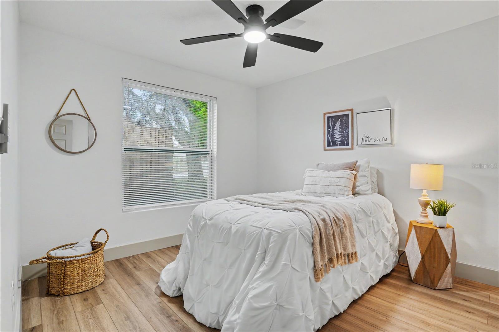 11928 TEMPLE CT — photo 24