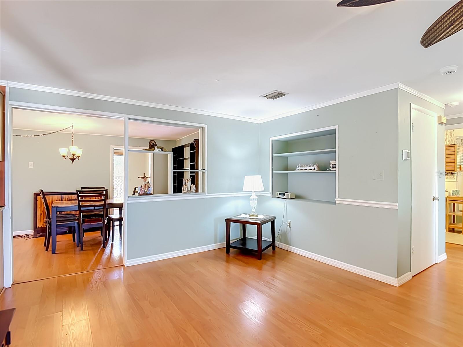 3641 WELLINGTON DR — photo 14