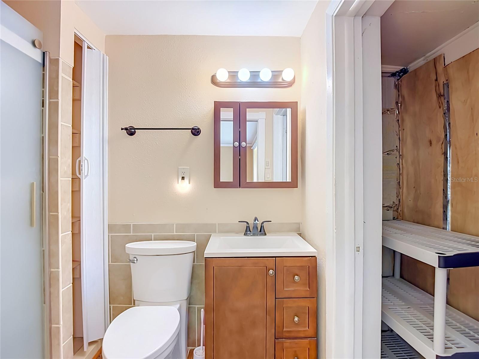3641 WELLINGTON DR — photo 44