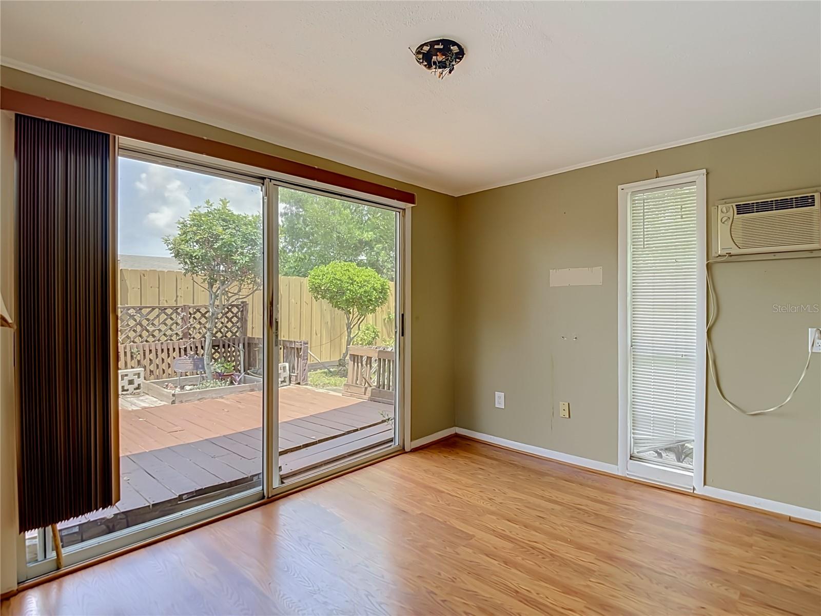 3641 WELLINGTON DR — photo 36