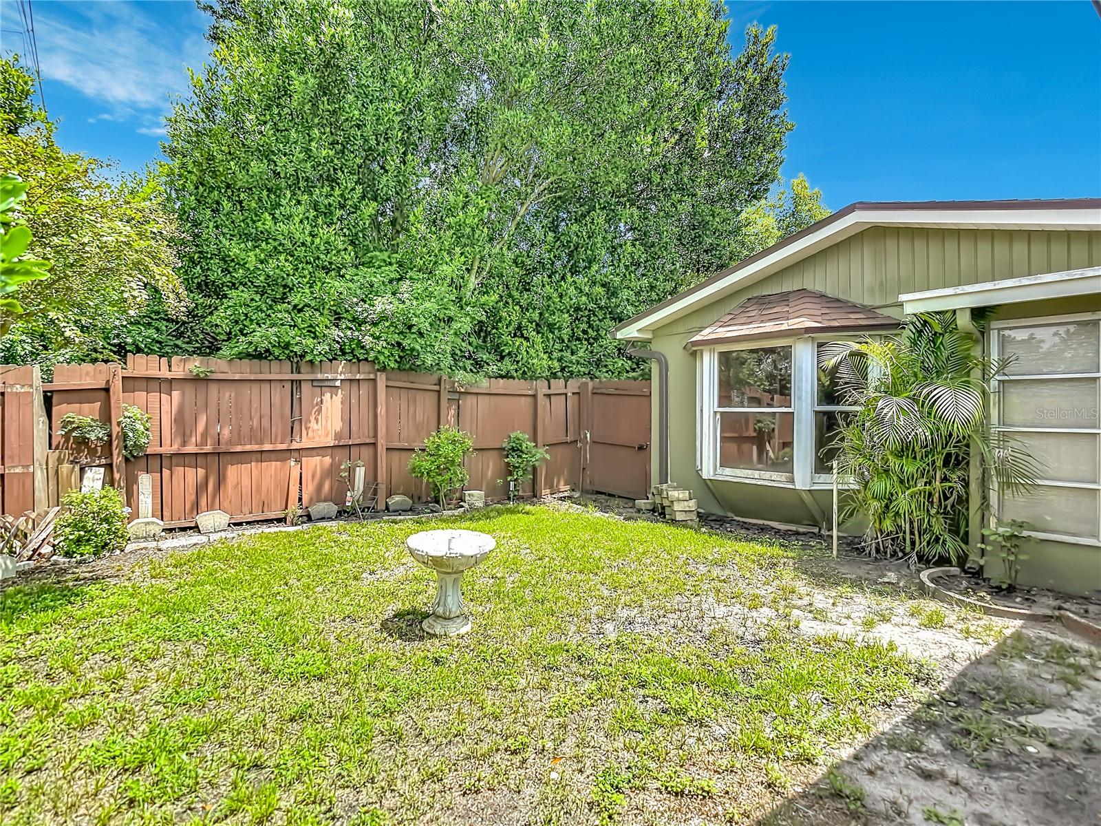 3641 WELLINGTON DR — photo 68