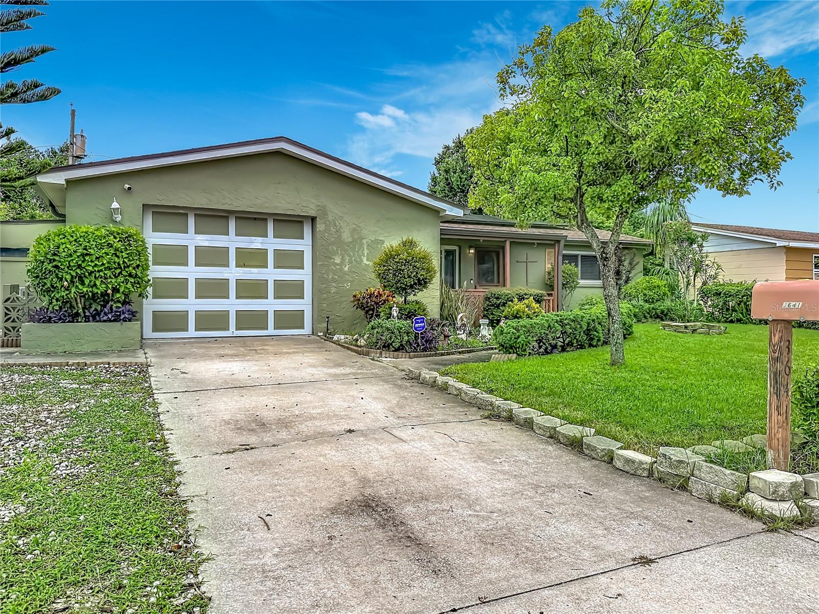 3641 WELLINGTON DR — photo 8