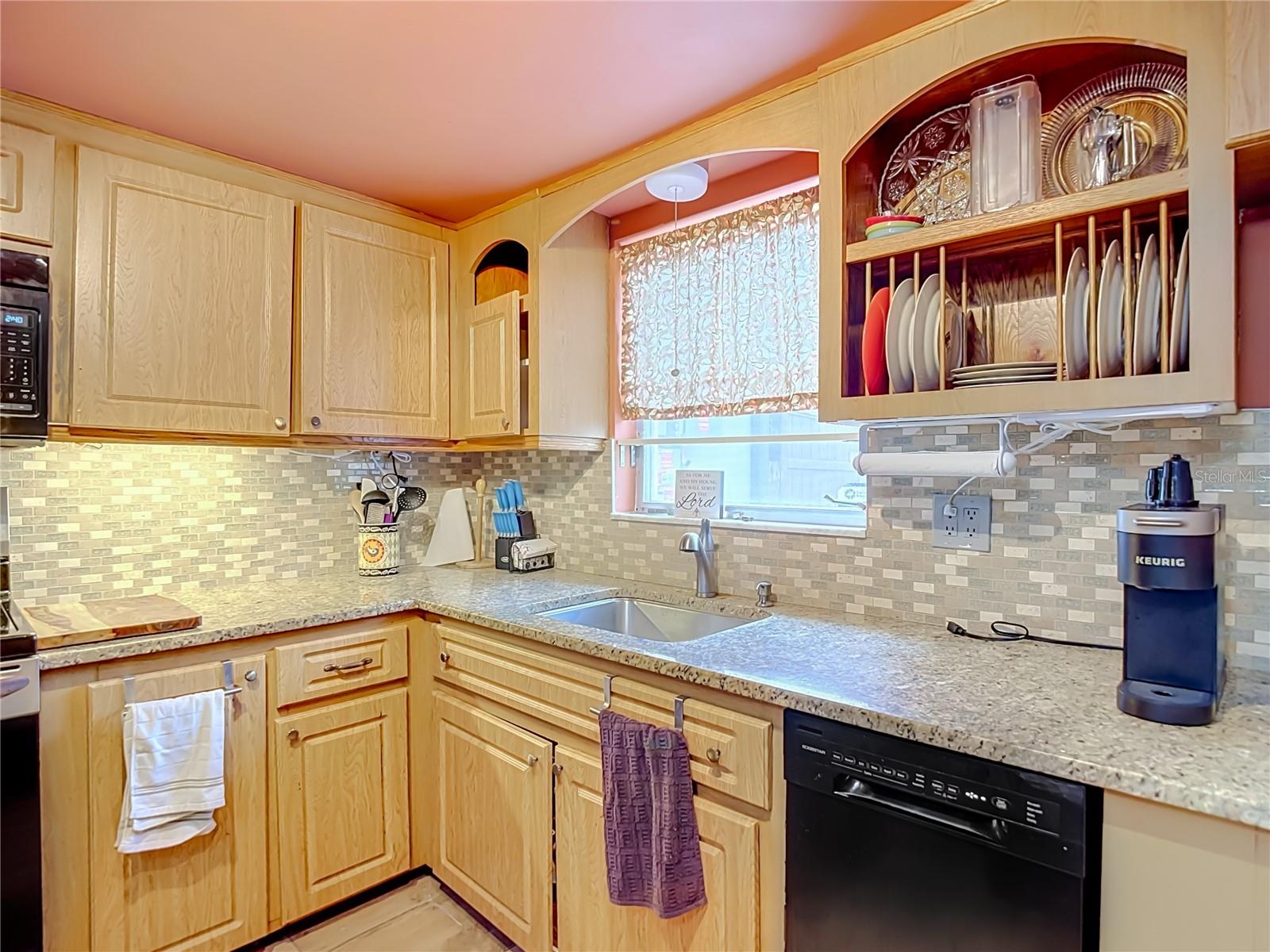 3641 WELLINGTON DR — photo 24
