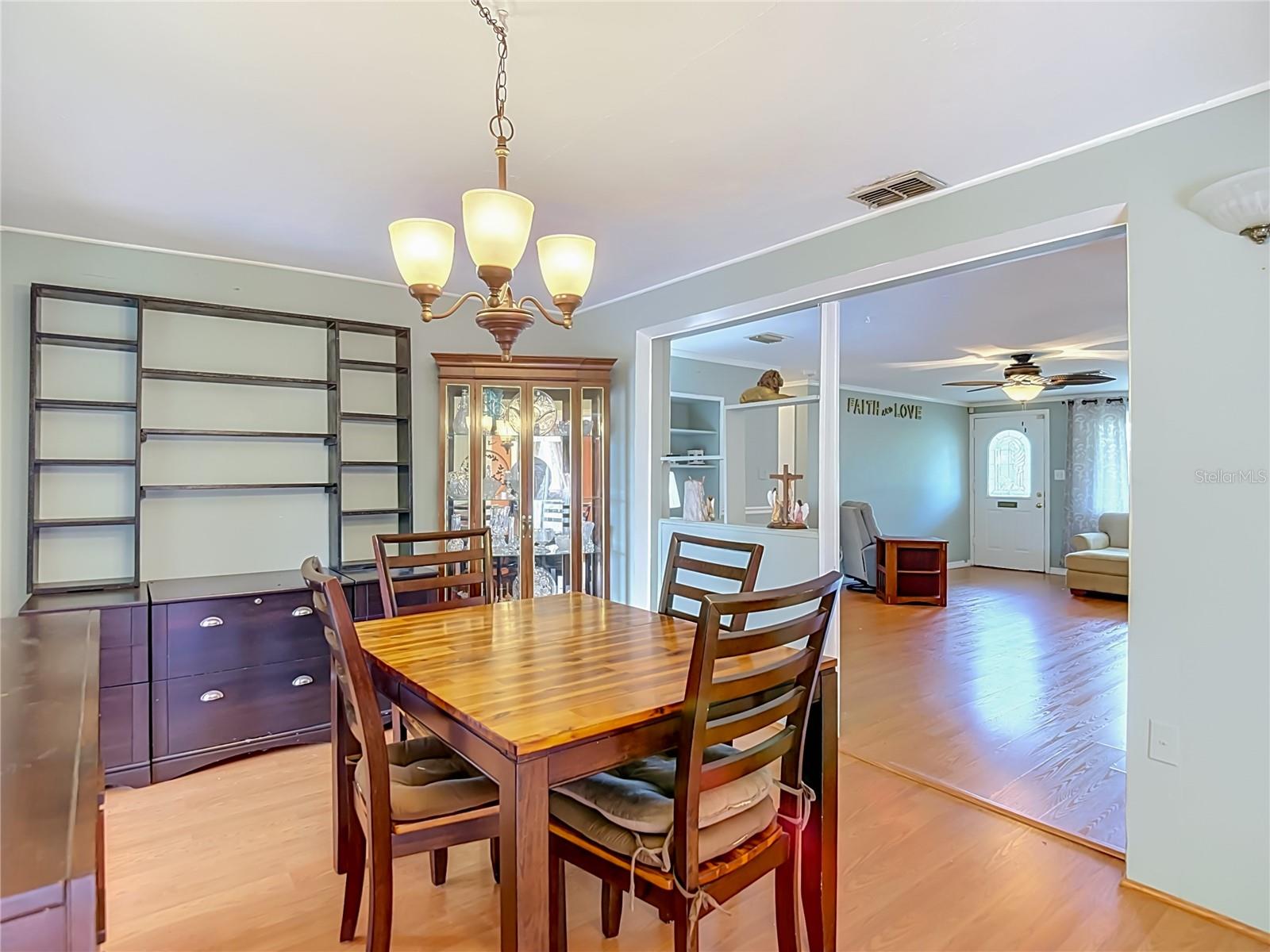 3641 WELLINGTON DR — photo 30