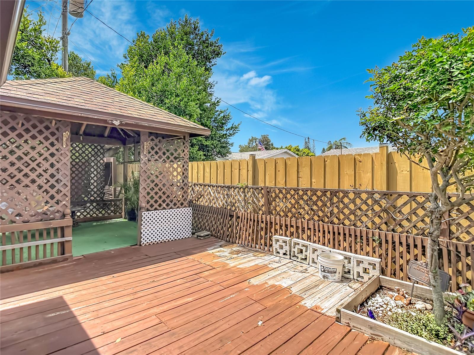 3641 WELLINGTON DR — photo 57