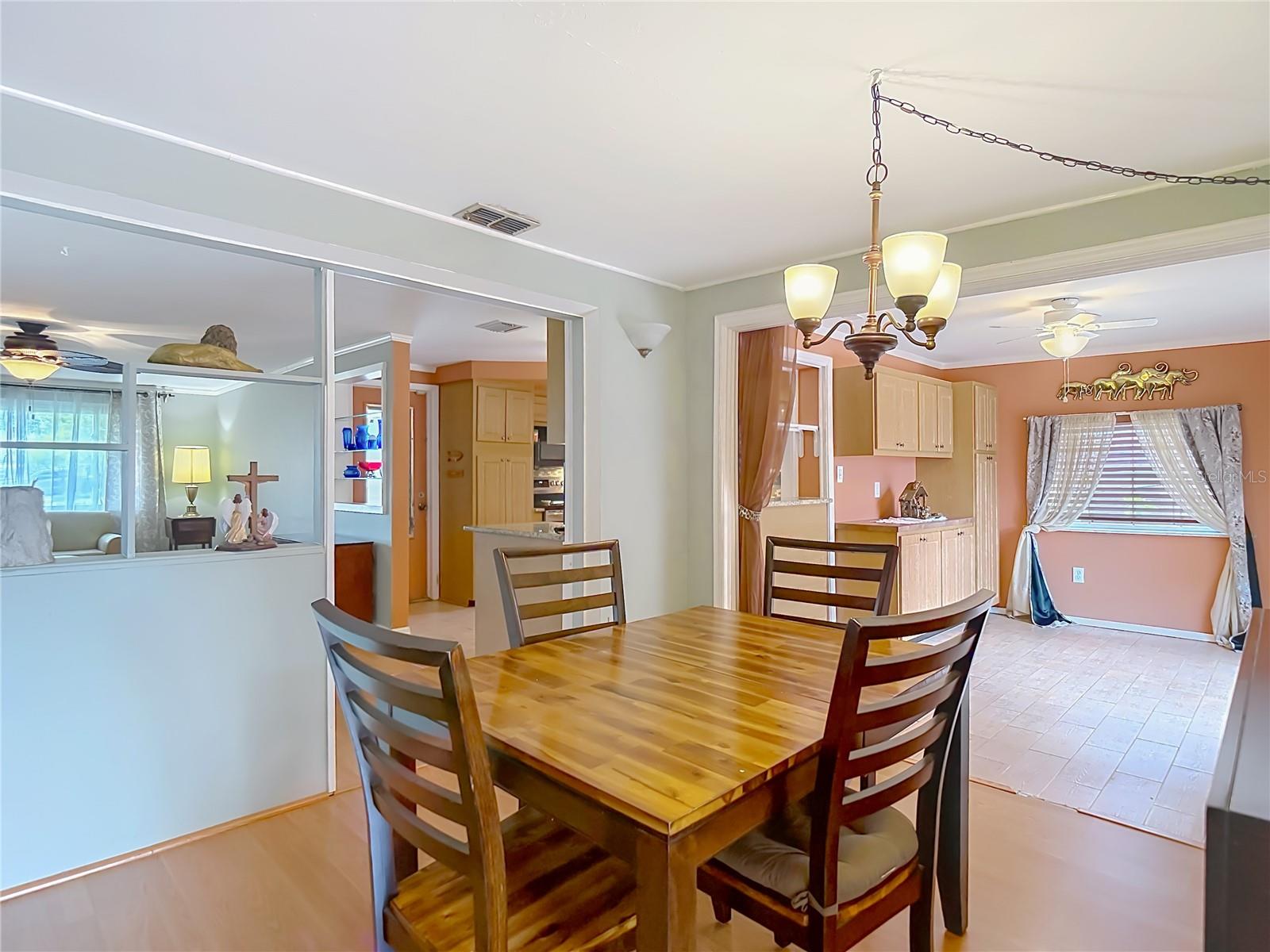 3641 WELLINGTON DR — photo 29
