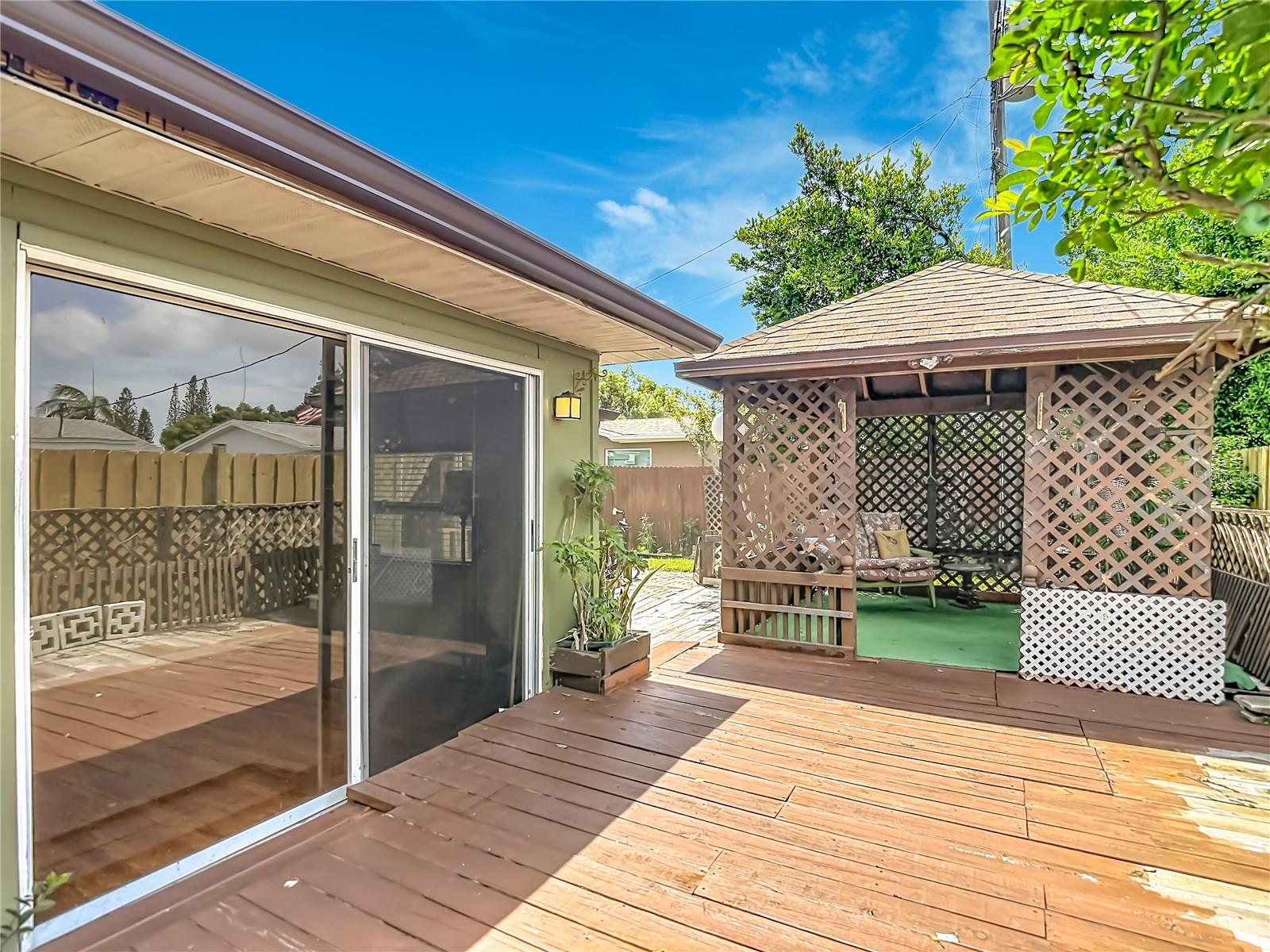 3641 WELLINGTON DR — photo 58
