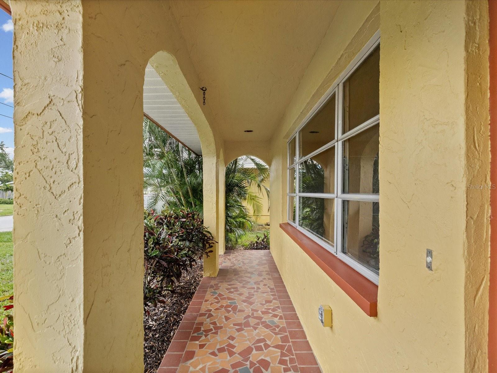 1547 ANDOVER DR — photo 2