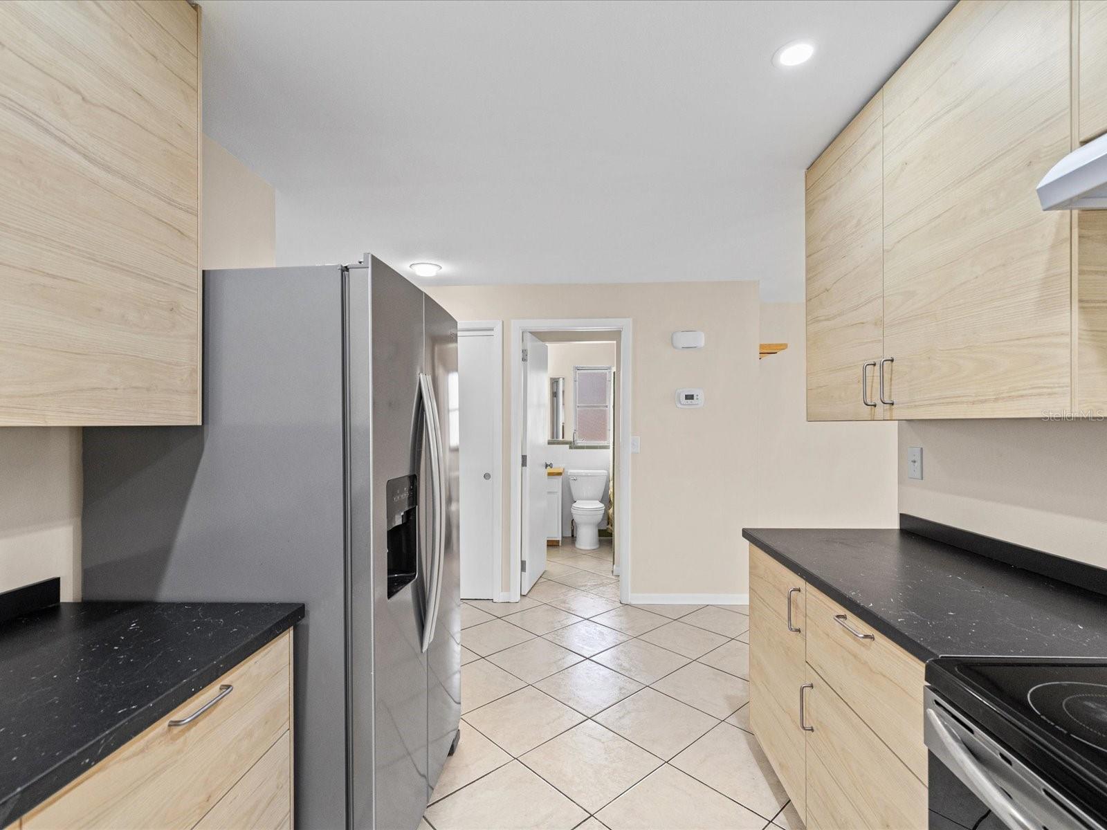 1547 ANDOVER DR — photo 12