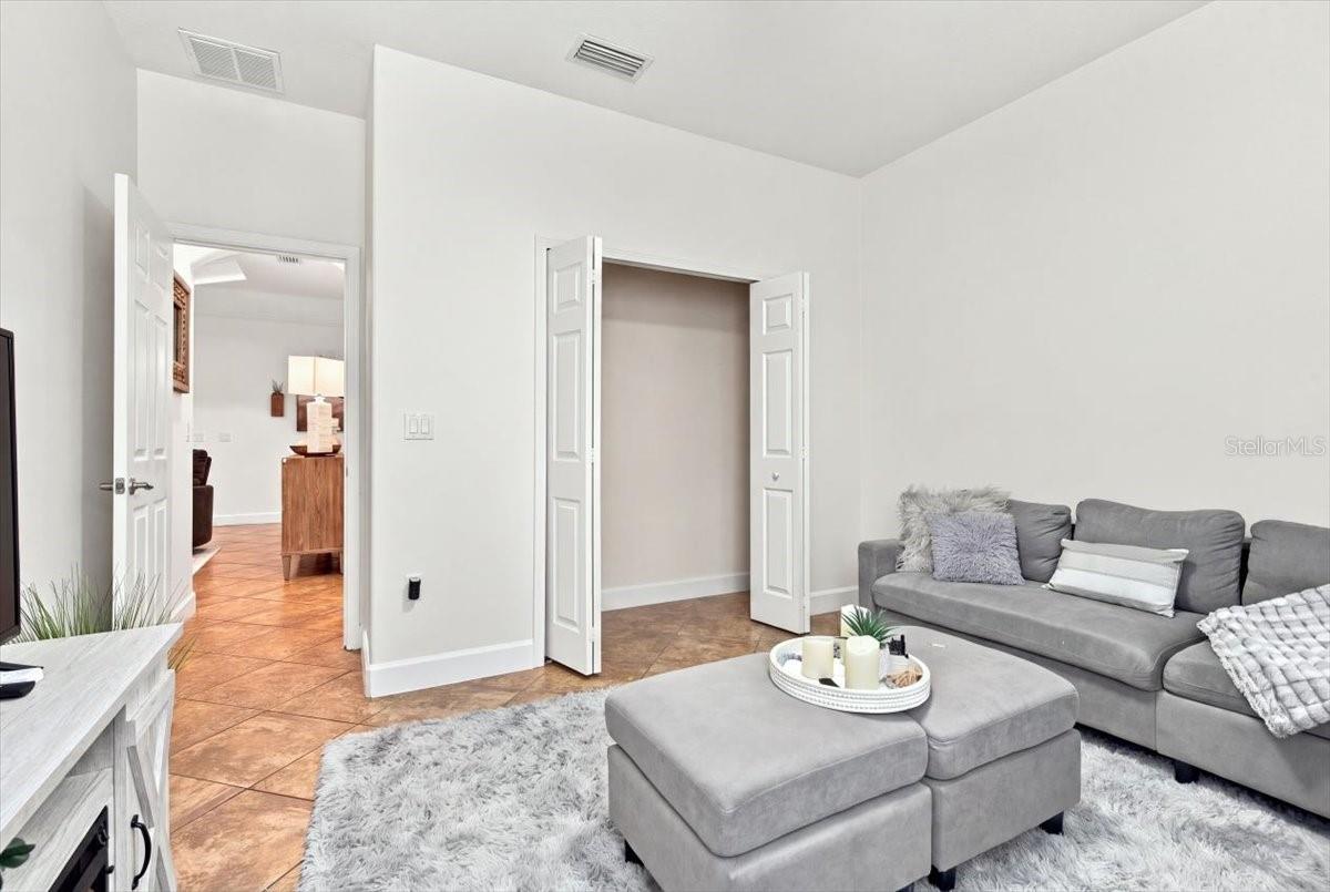 4508 GRAND LAKESIDE DR E — photo 17